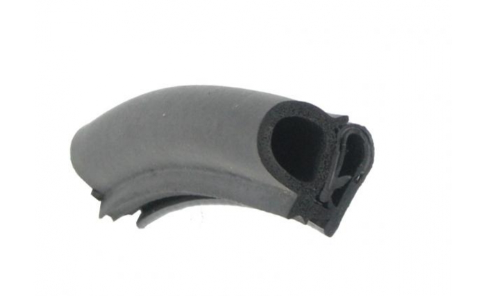 Pinchweld & Rubber on Side Black 60-055